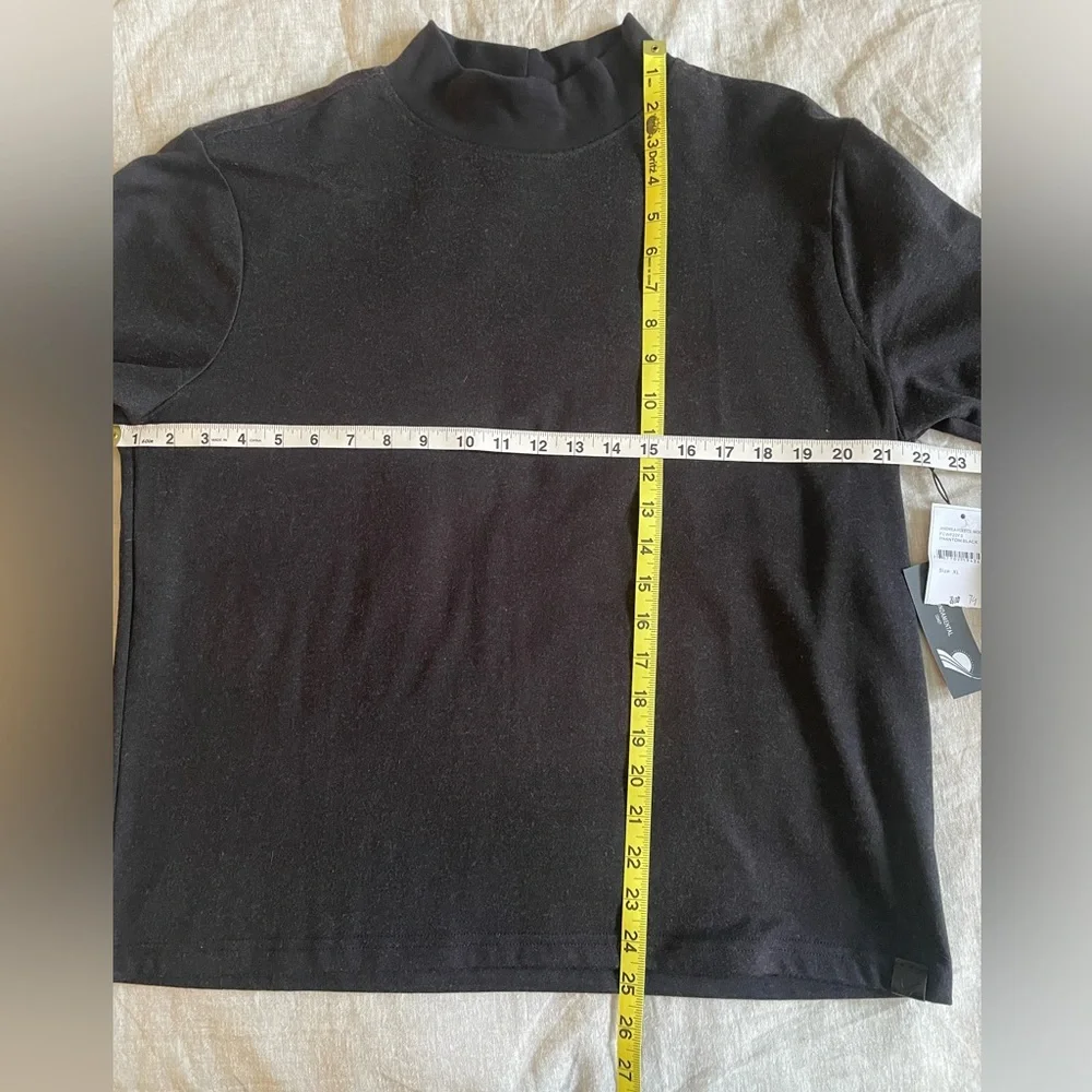 Fundamental Coast Black Top